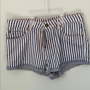 NWT Roxy Holbrook Striped Shorts